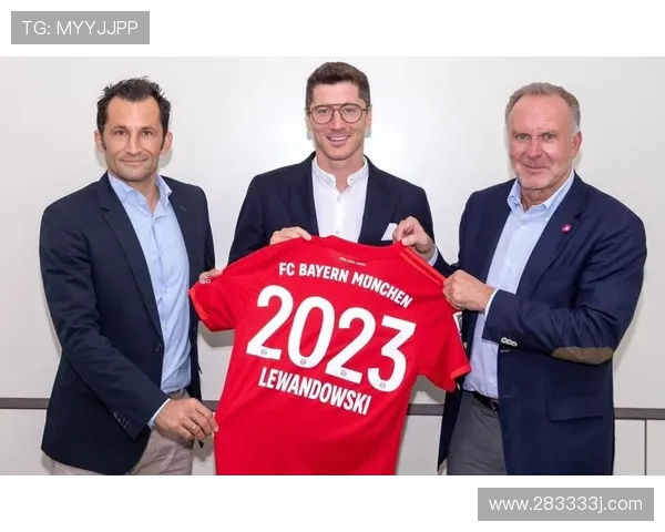 鲁梅尼格：莱万理应获得两次金球奖 我曾向因凡蒂诺寻求帮助